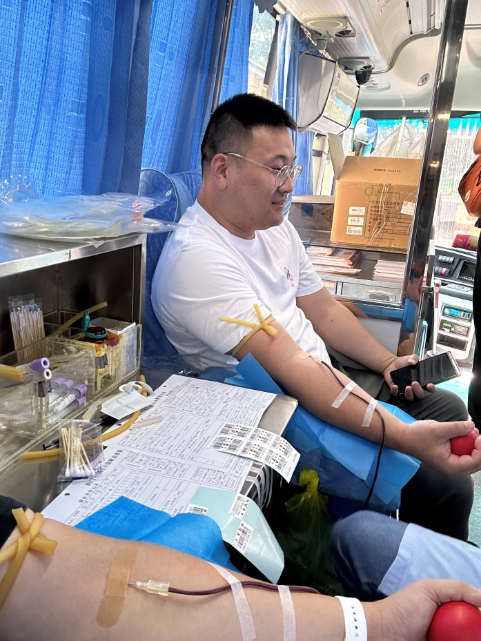 献出一“臂”之力 漳河设计院干部职工积极参与无偿献血